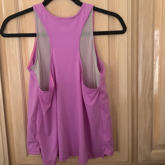 Athleta girl top size 12 (L)with a gray mesh piece underneath - Picture 3 of 3